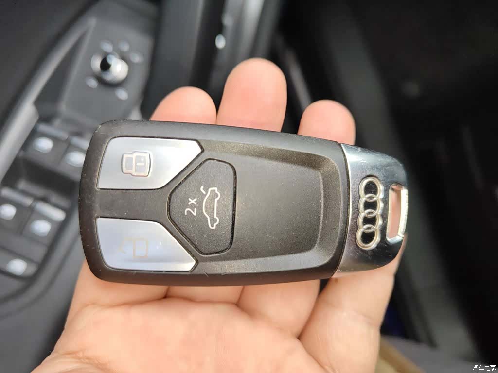 Audi Q5L, 2023 20