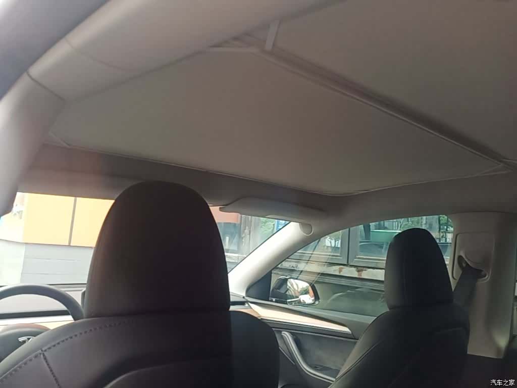 Tesla Model Y, 2023 18