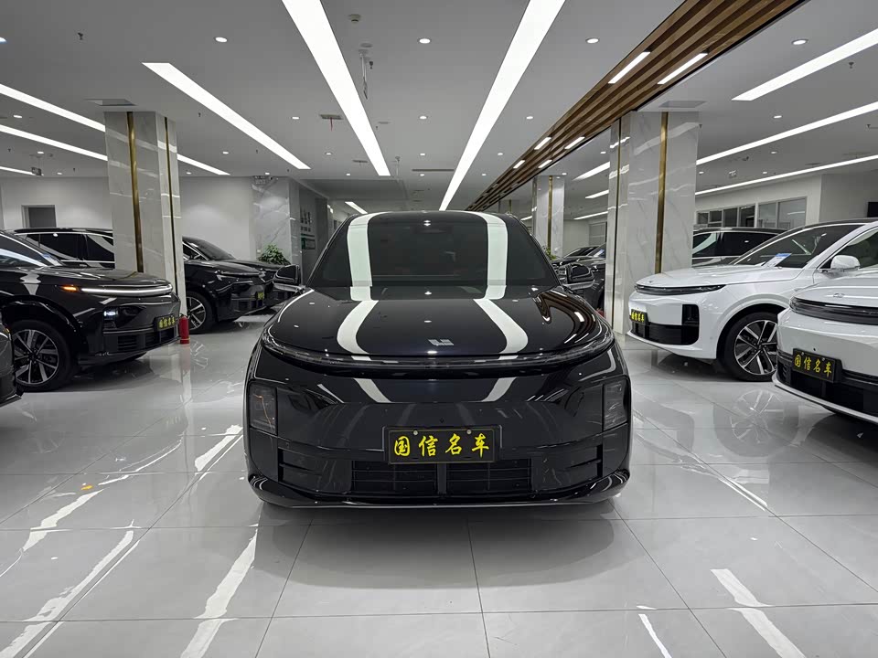 Li Auto Ideal L6