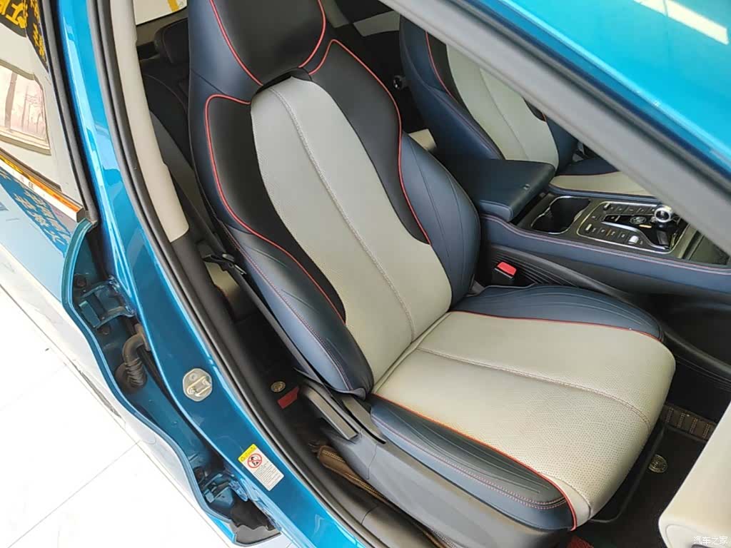 BYD Yuan, 2022 25