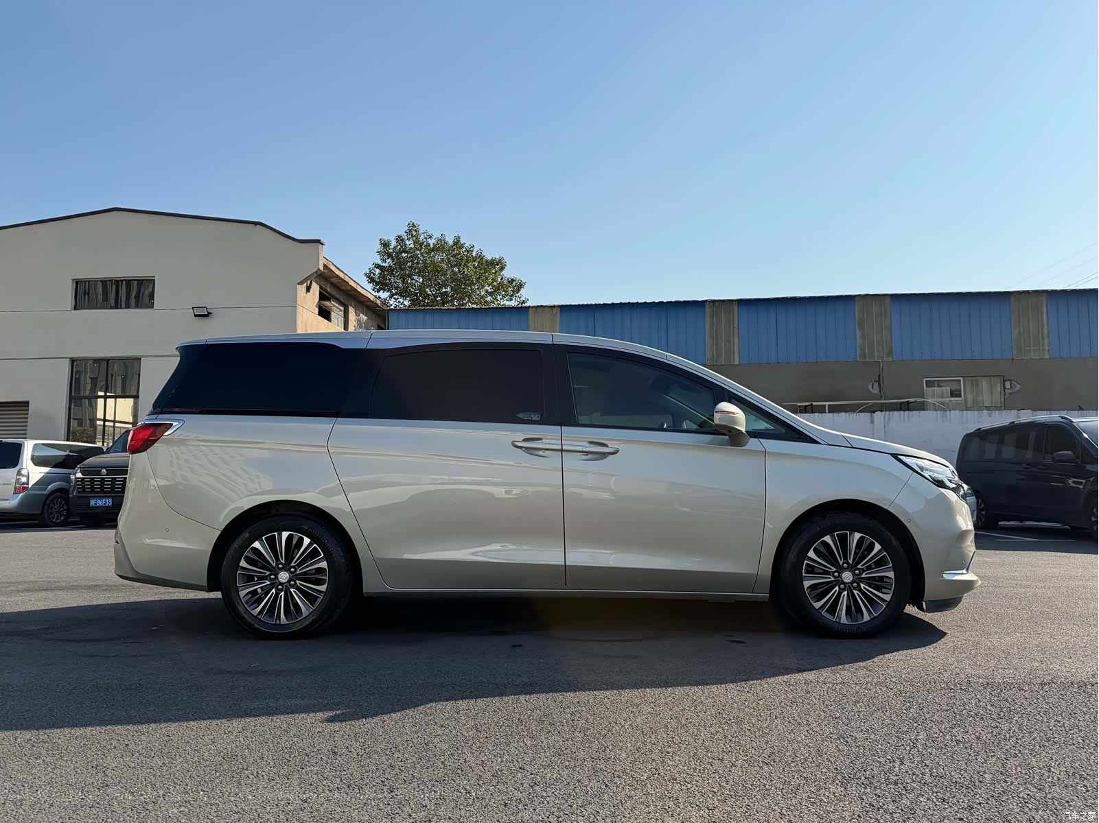 Buick GL8, 2022 22