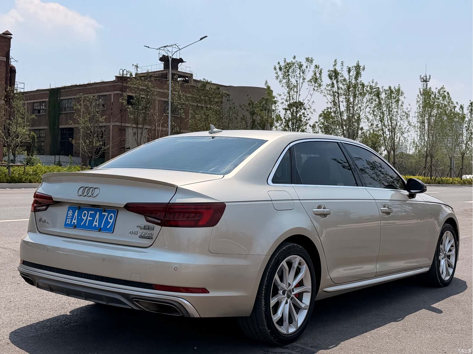 Audi A4L, 2019 6