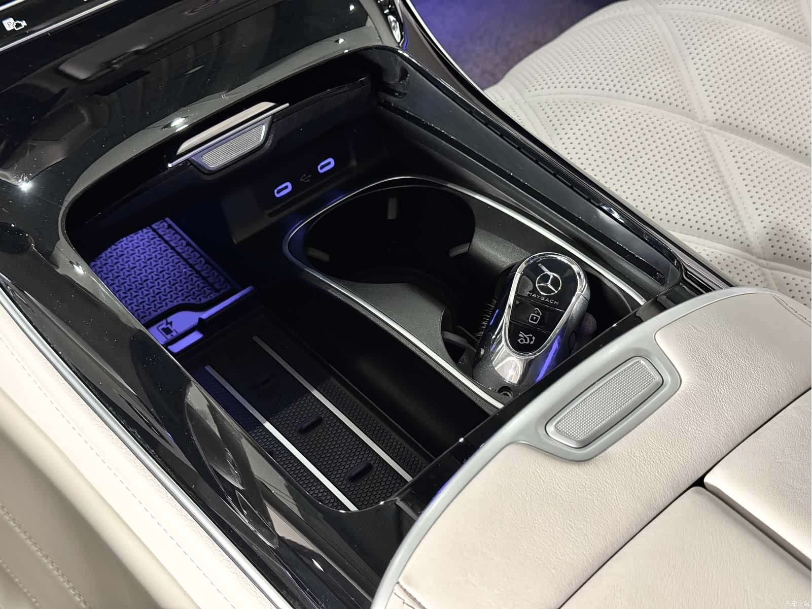 Maybach S-Class, 2024 12