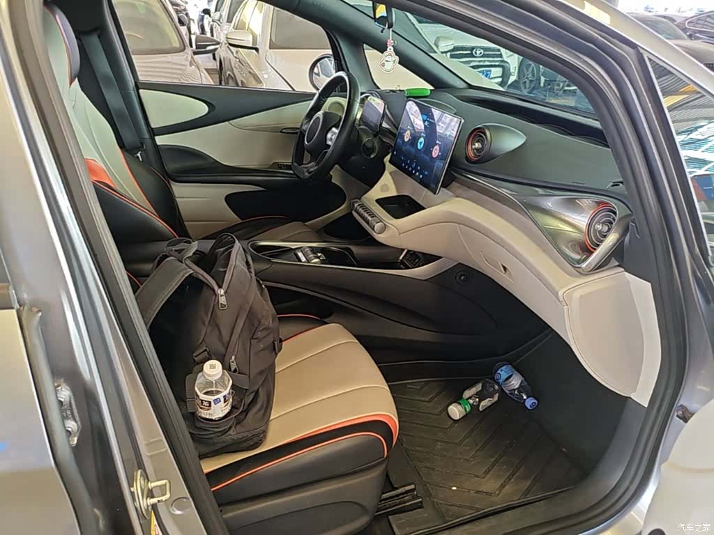 BYD Dolphin, 2022 25