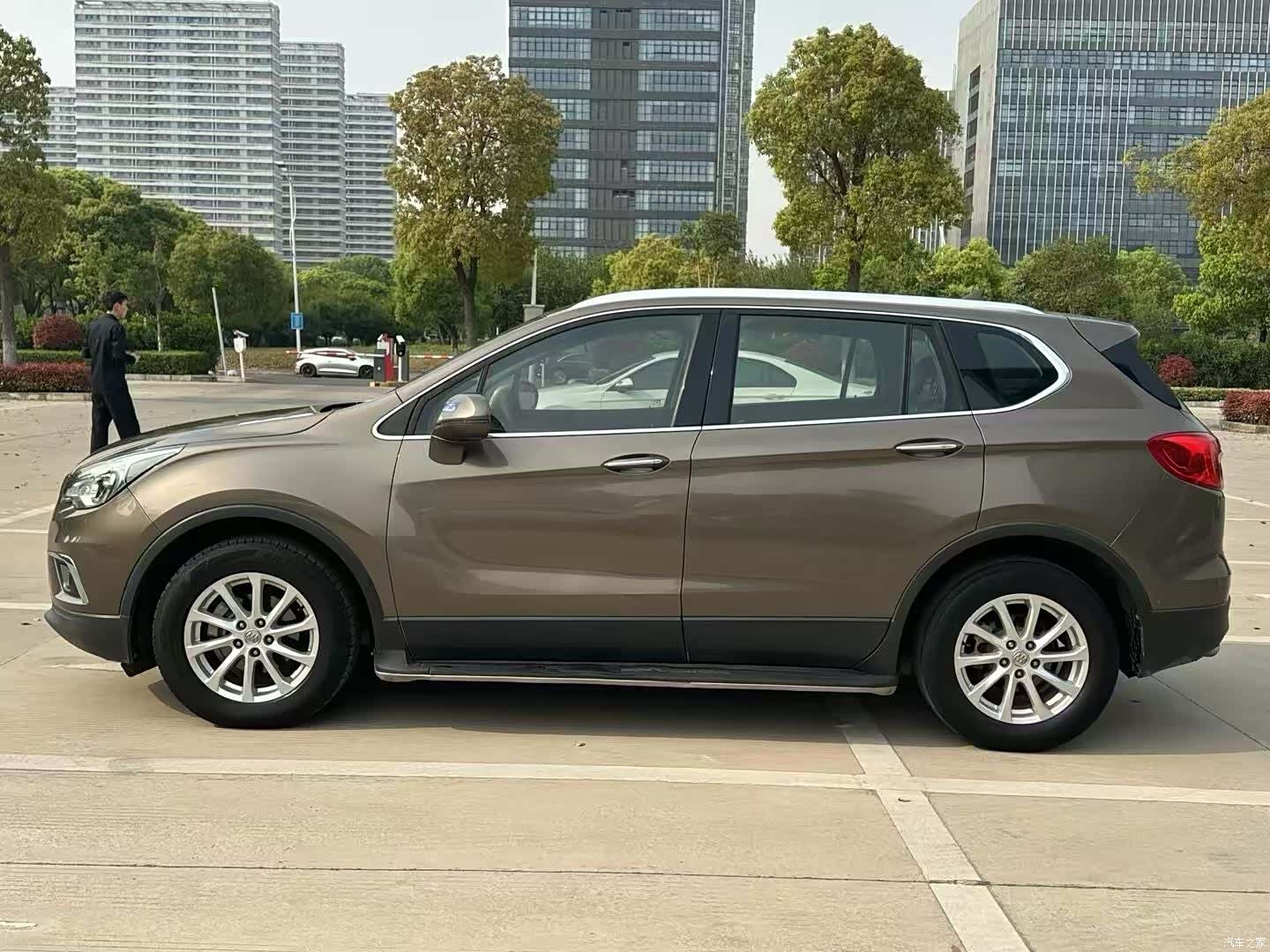 Buick Envision Plus, 2016 3