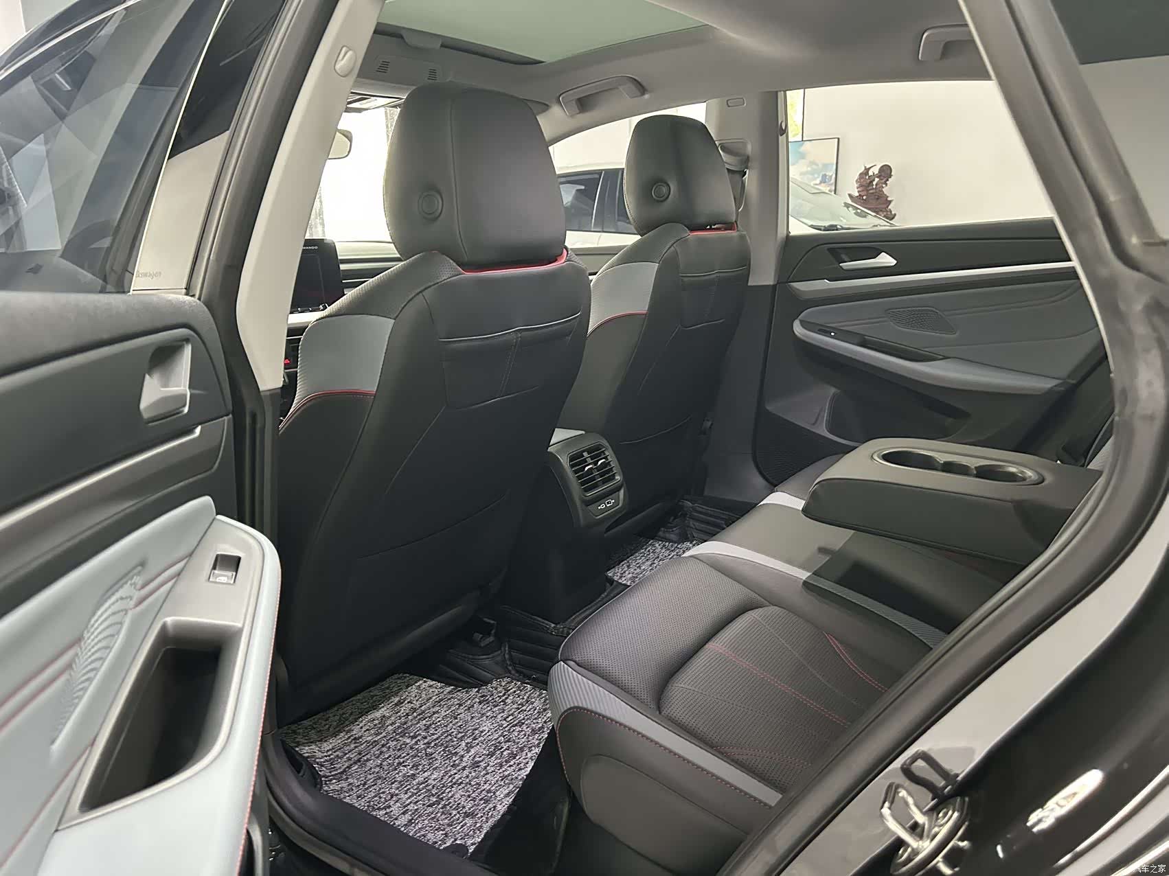 Volkswagen Lamando, 2024 14