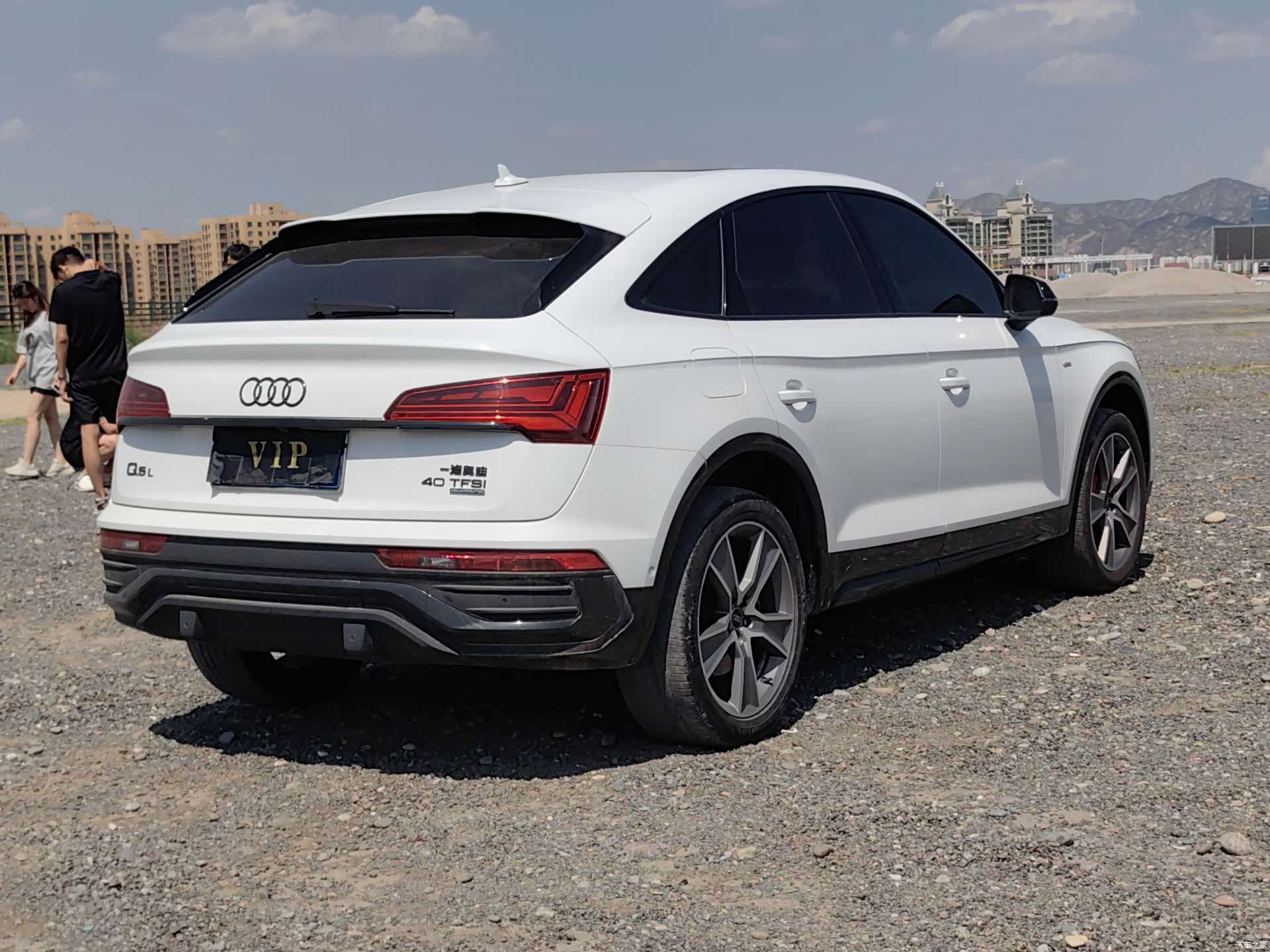 Audi Q5L, 2023 4