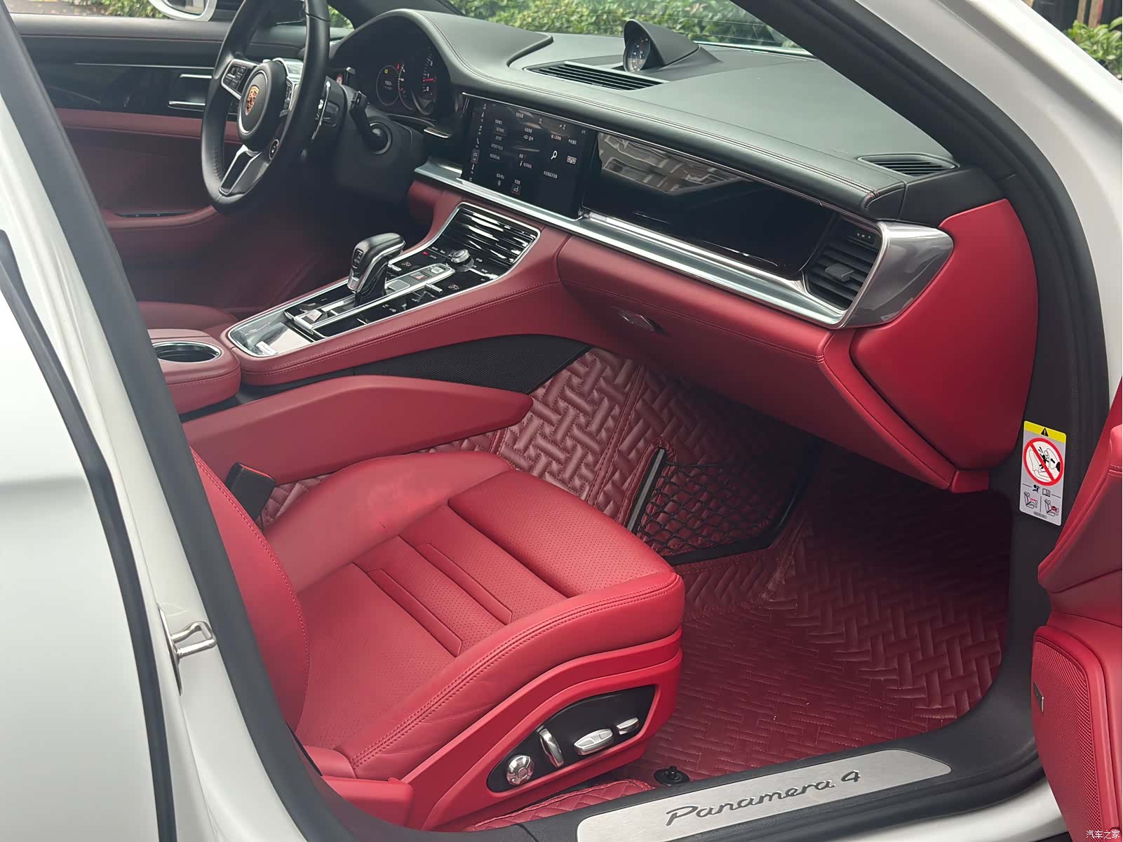 Porsche Panamera, 2019 11