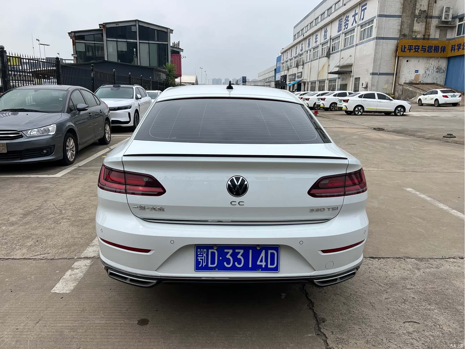 Volkswagen CC, 2023 13