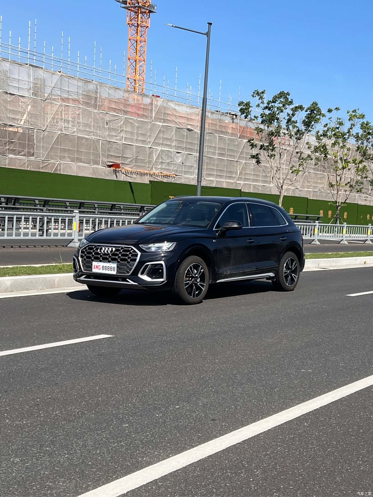 Audi Q5L, 2024 1