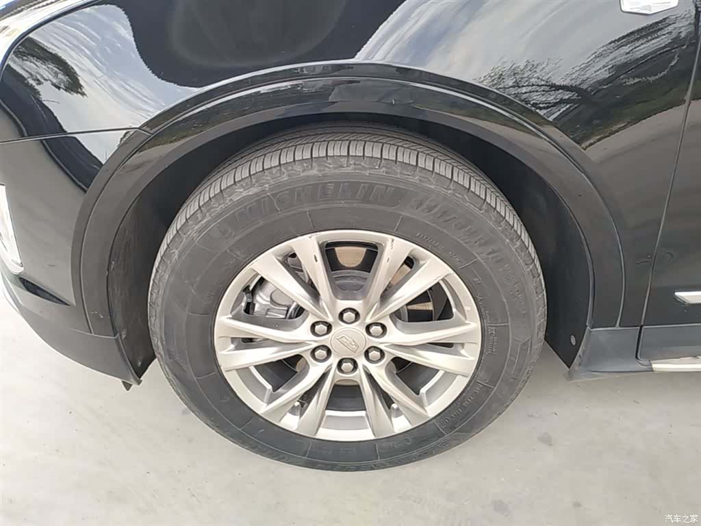 Cadillac XT5, 2022 23