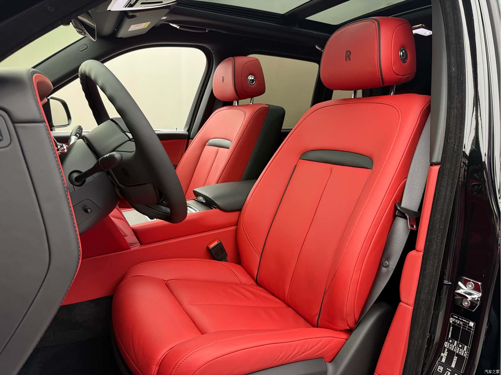 Rolls-Royce Cullinan, 2020 19