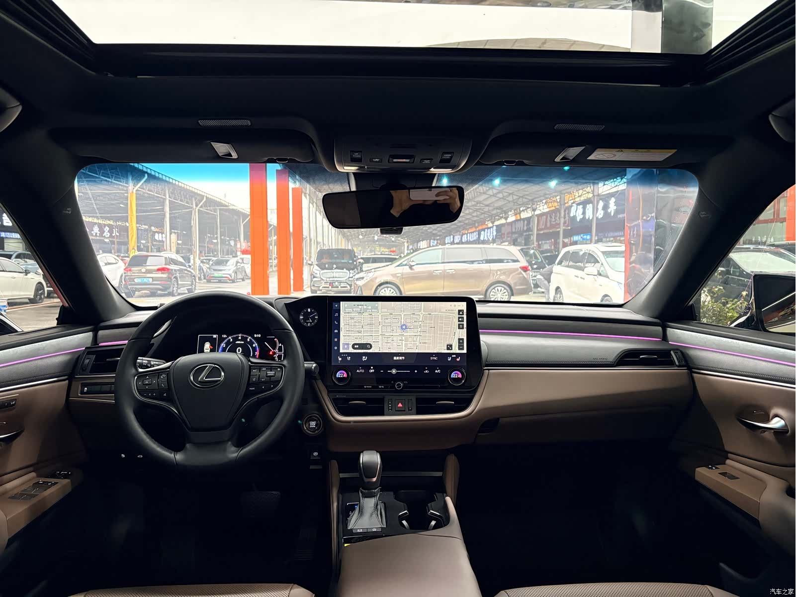 Lexus ES, 2025 9