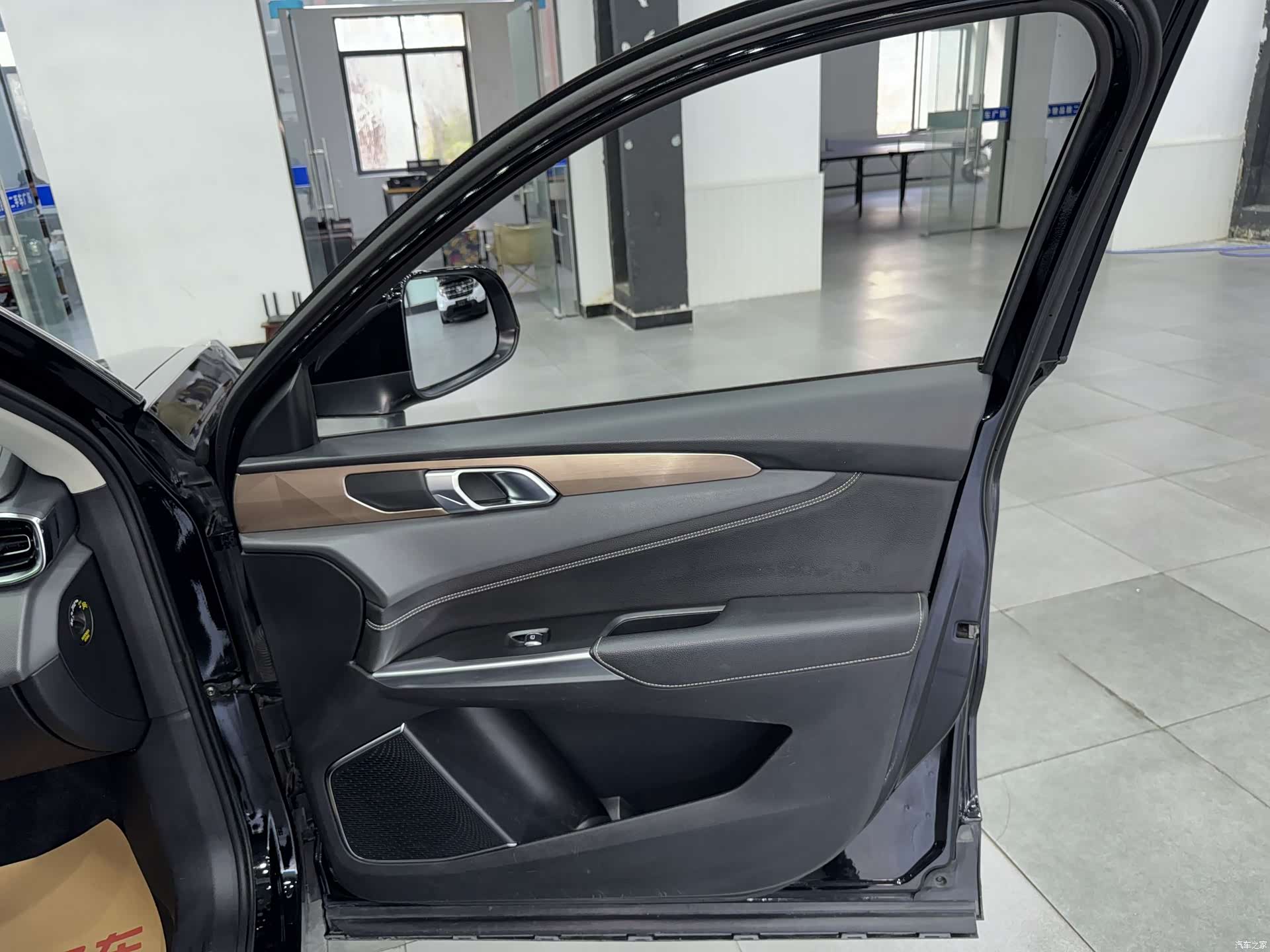 Lynk & Co 01, 2020 12