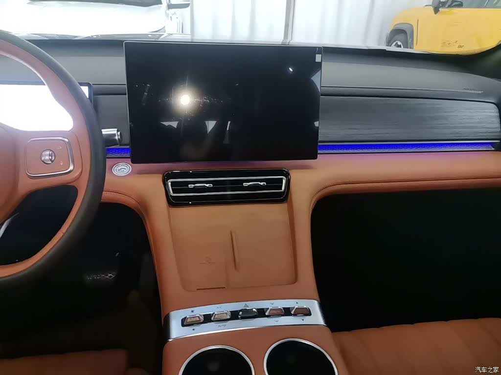 Jetour X70, 2025 6