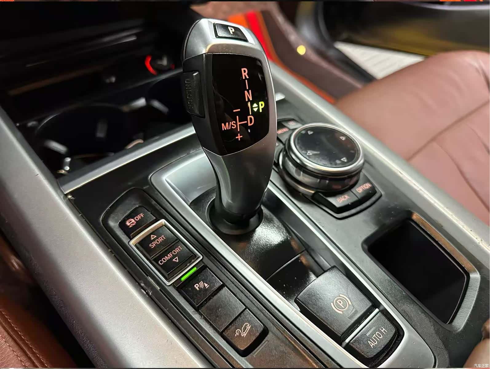 BMW X5, 2015 11