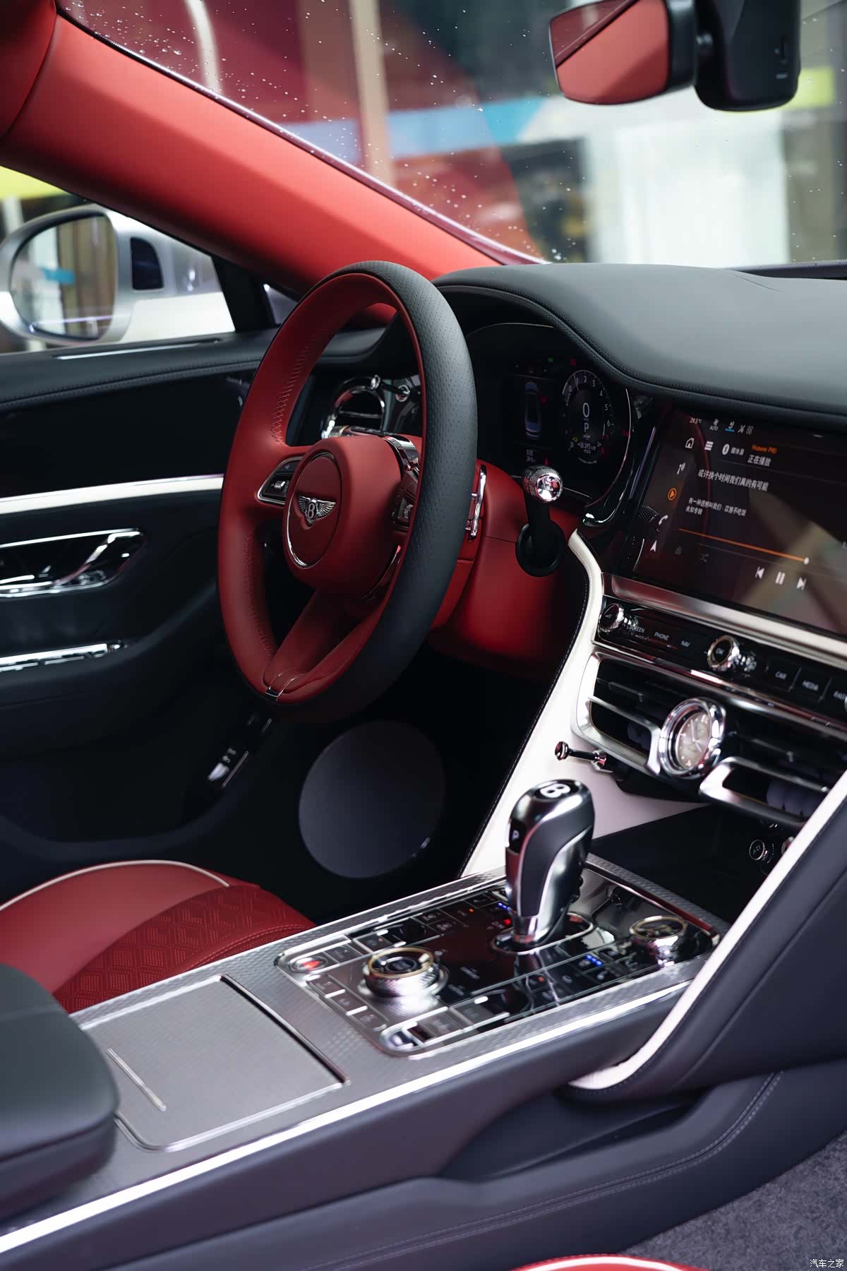 Bentley Flying Spur, 2025 25