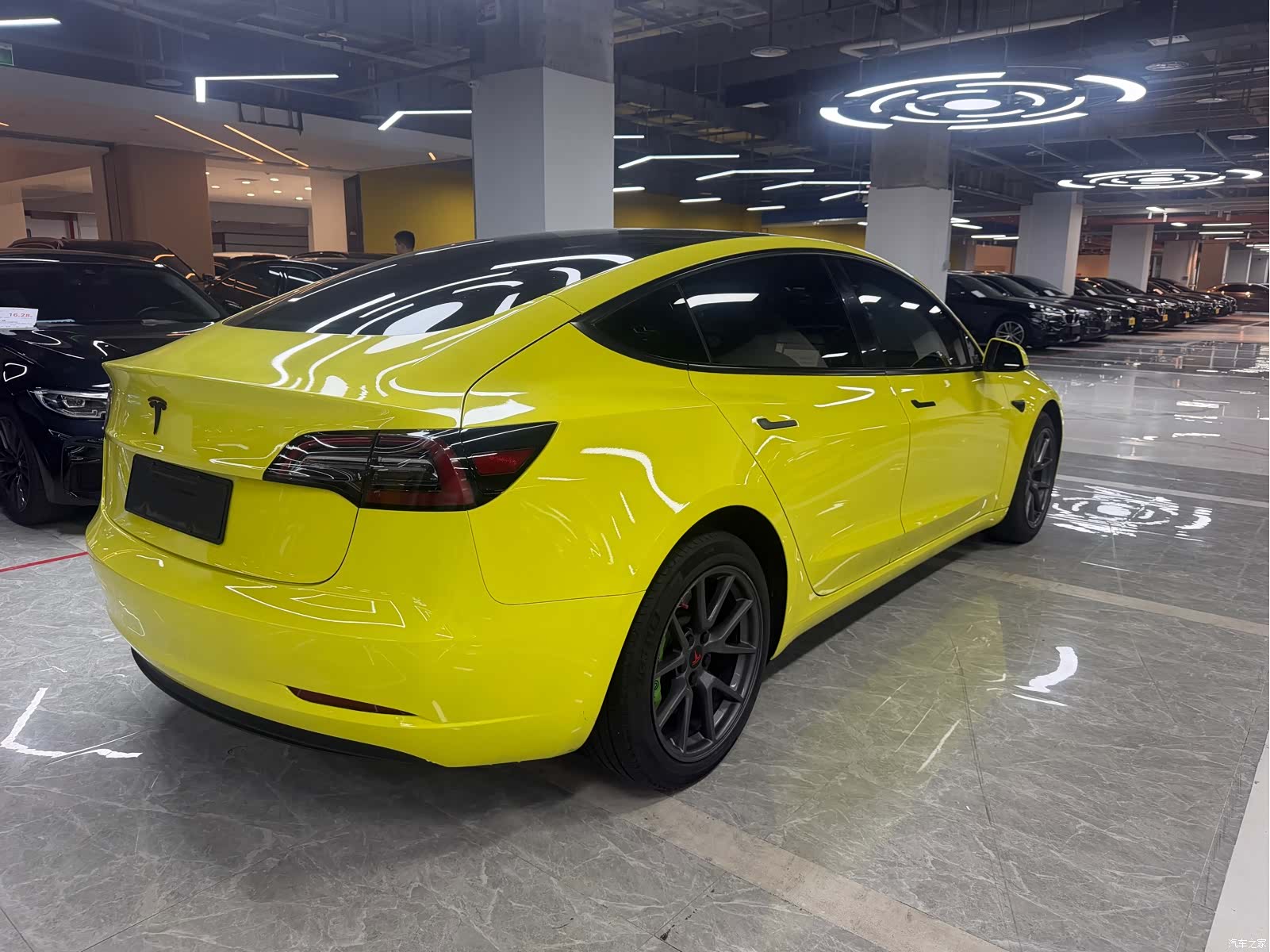 Tesla Model 3, 2023 15