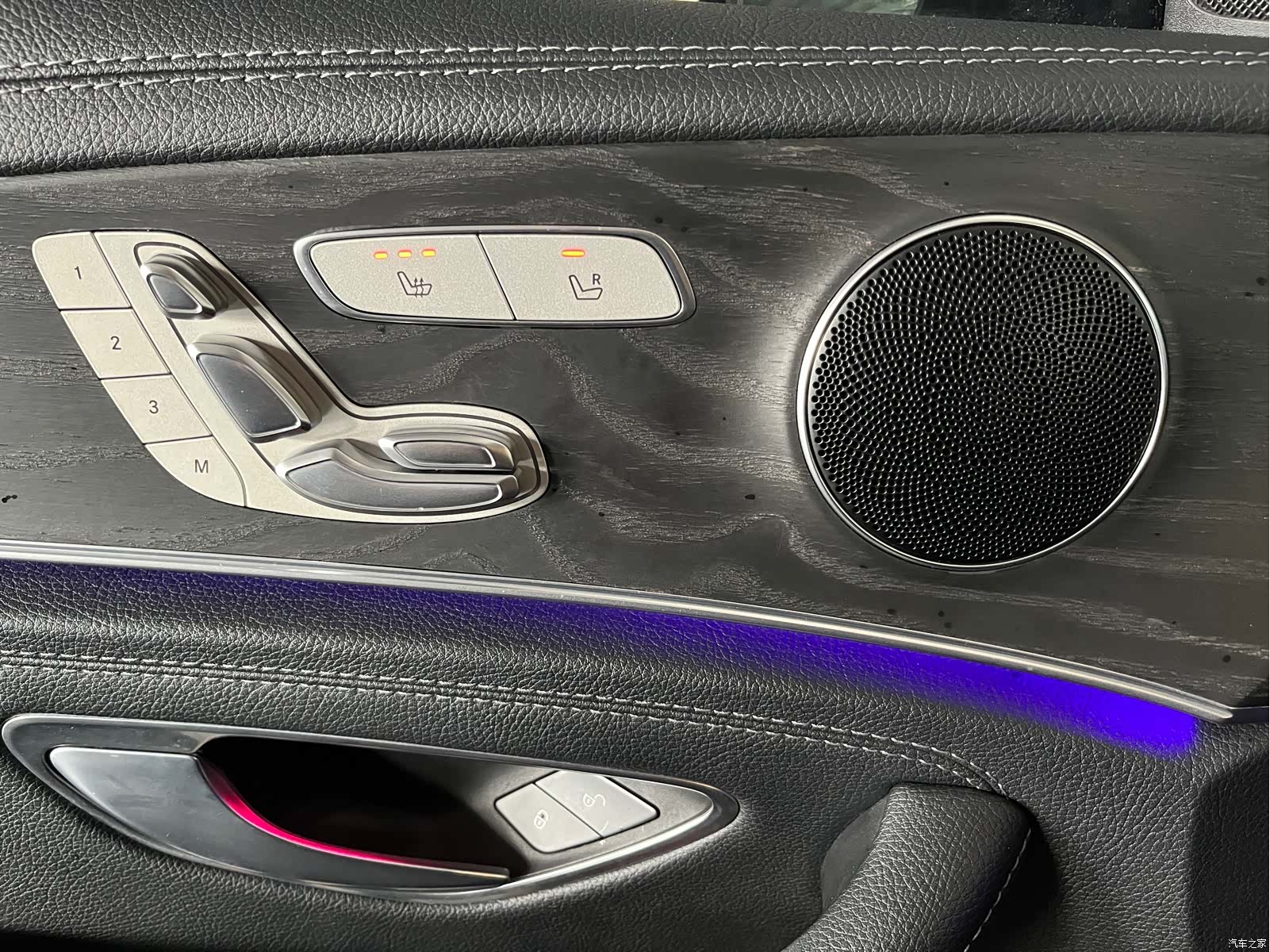 Mercedes-Benz E-Class, 2019 12