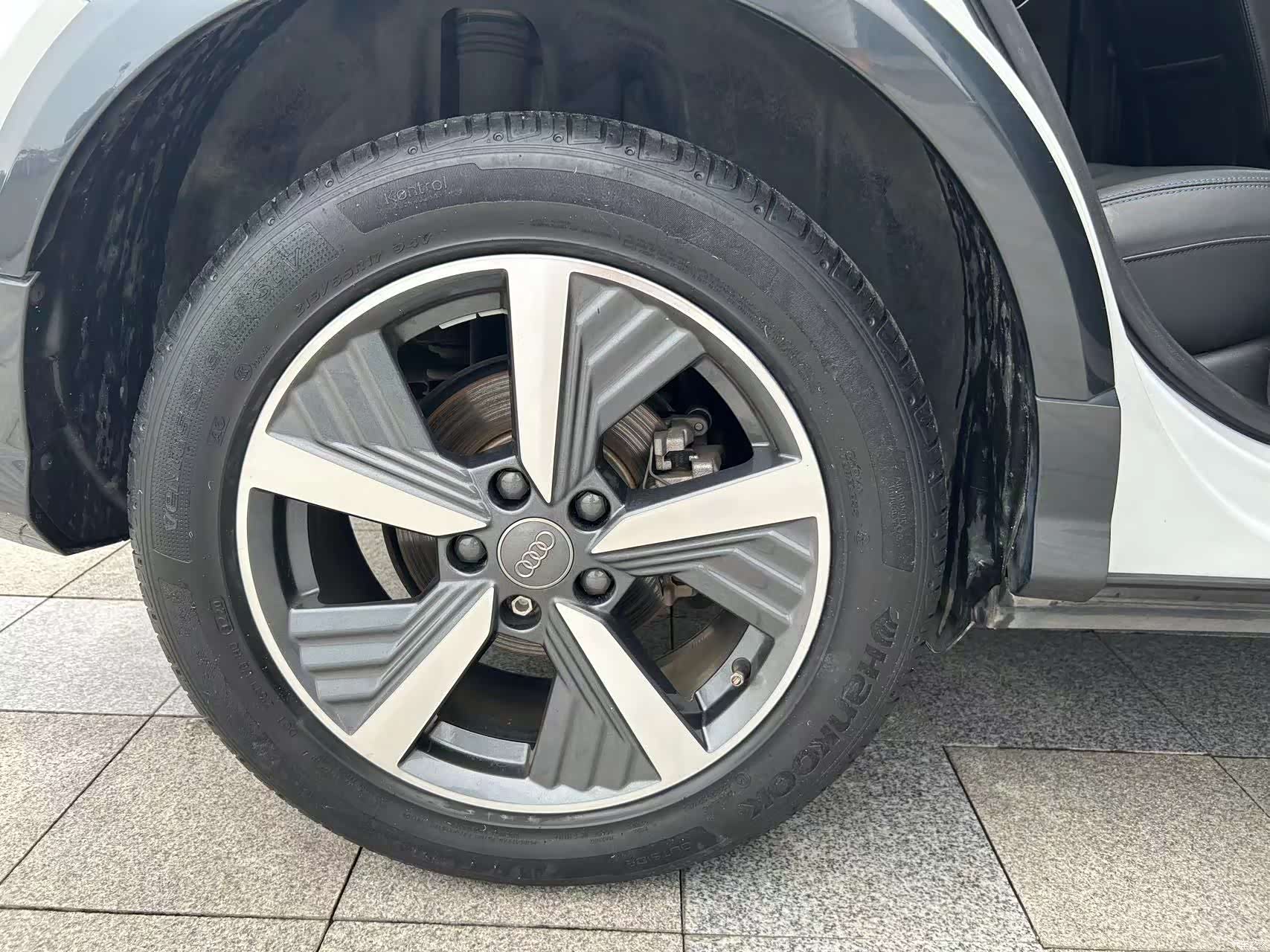 Audi e-tron, 2021 6