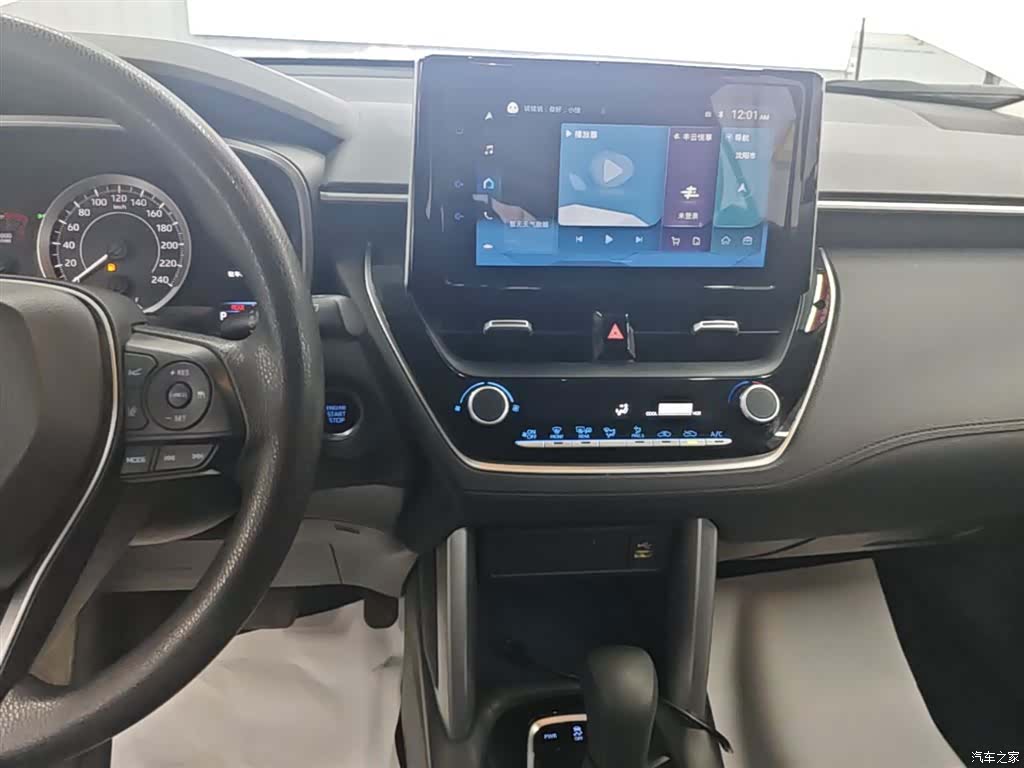 Toyota Frontlander, 2022 13
