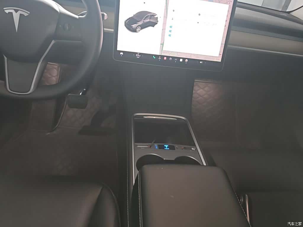 Tesla Model Y, 2023 14