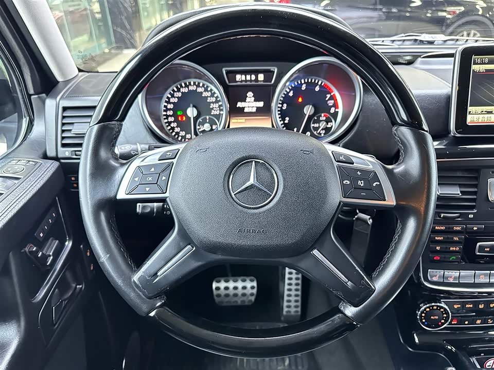 Mercedes-Benz G-class