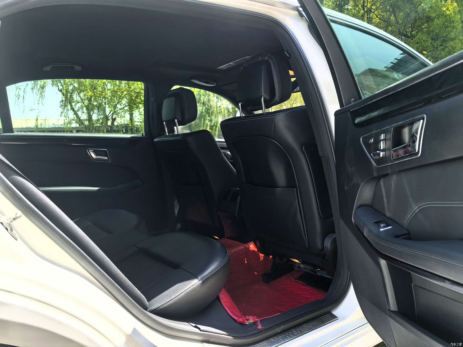 Mercedes-Benz E-Class, 2013 все фото