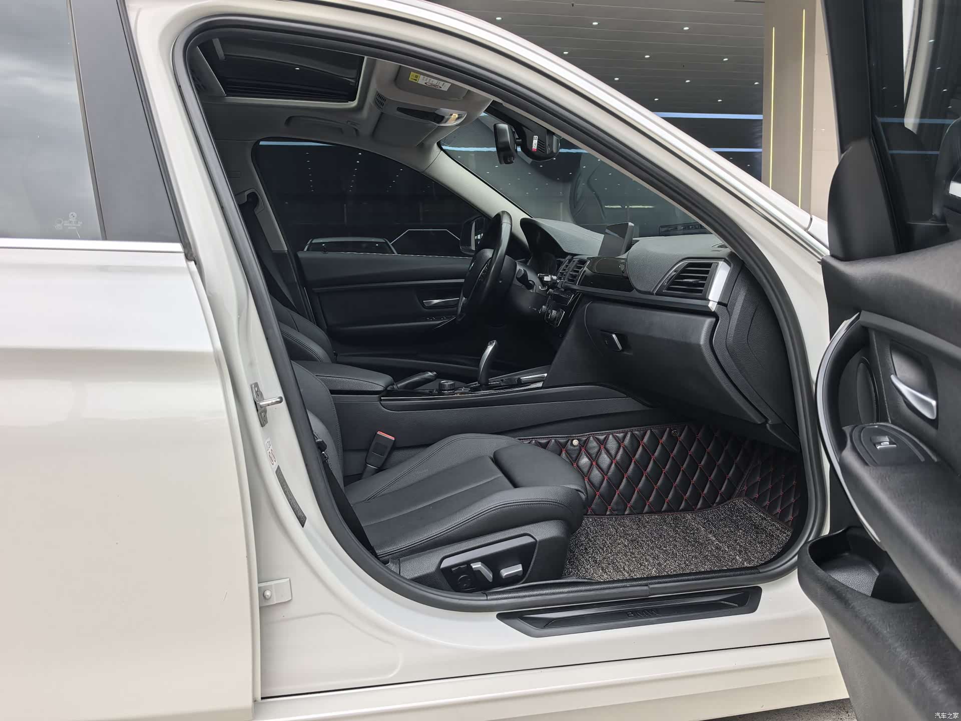 BMW 3 Series, 2018 7