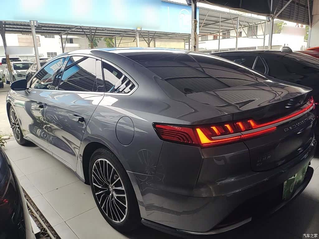 BYD Han, 2022 все фото