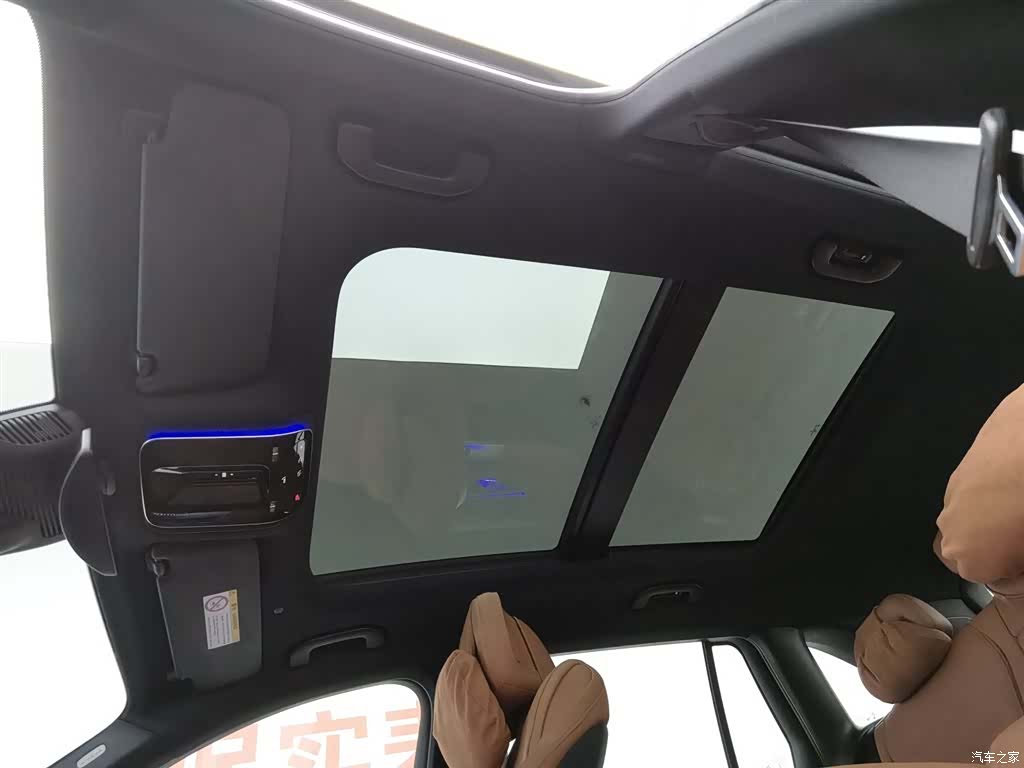Mercedes-Benz GLC, 2023 14