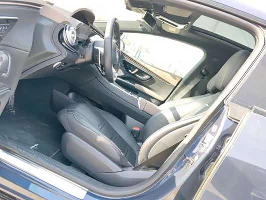 Mercedes-Benz EQS AMG