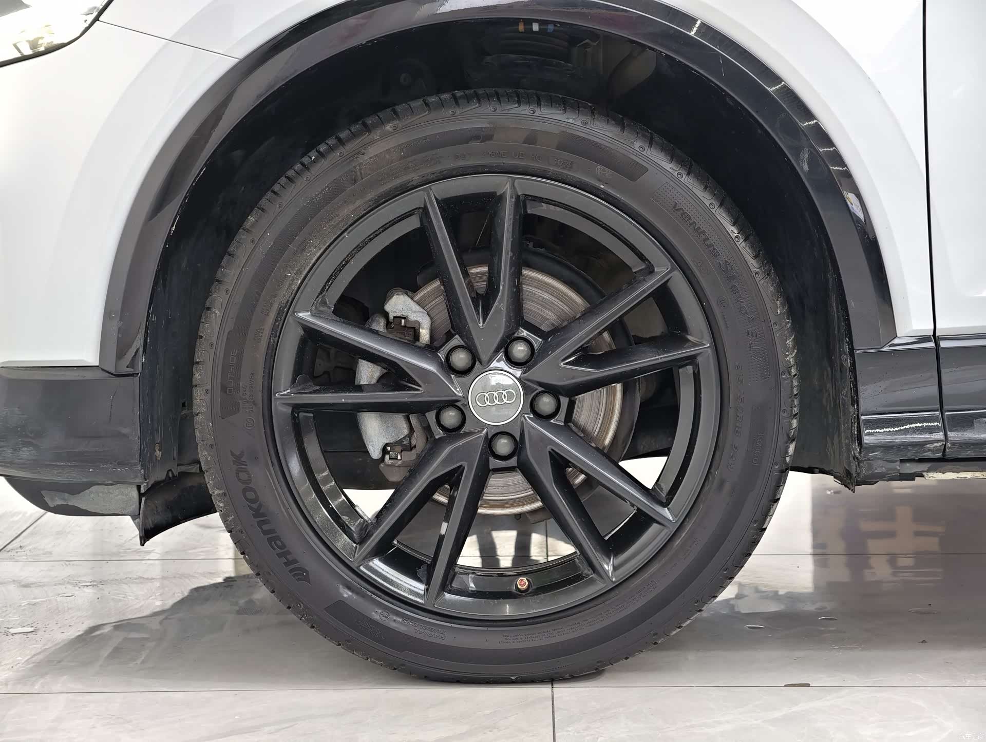 Audi Q2L, 2019 41