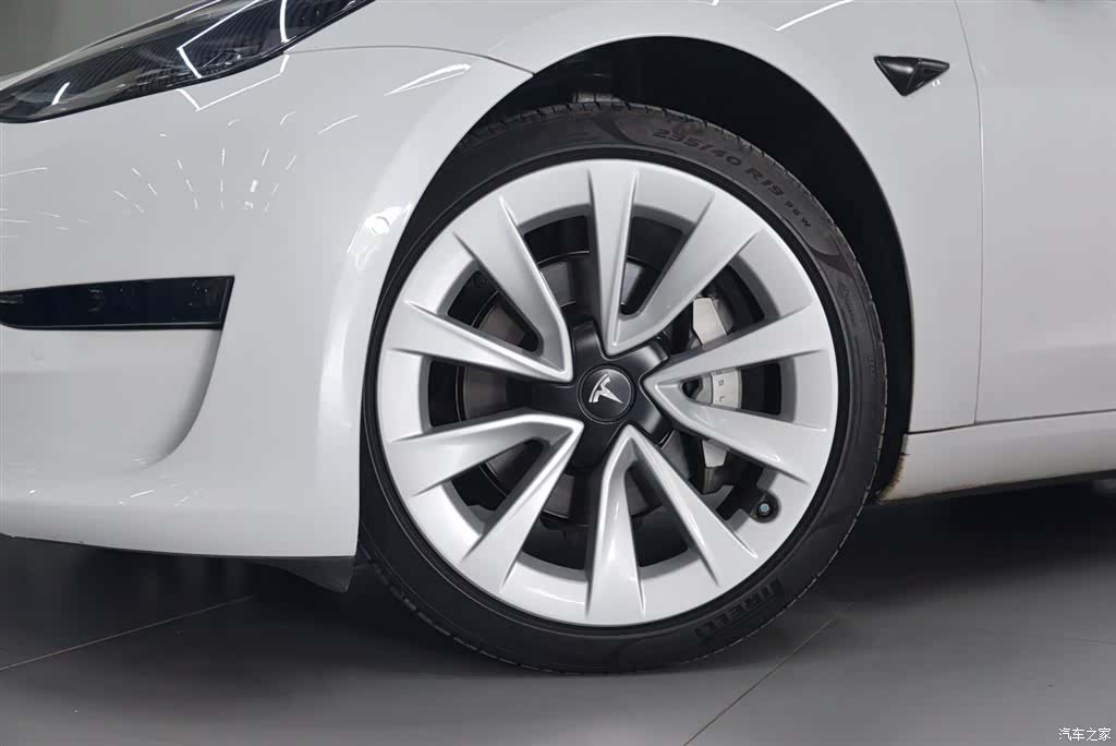 Tesla Model 3, 2021 29