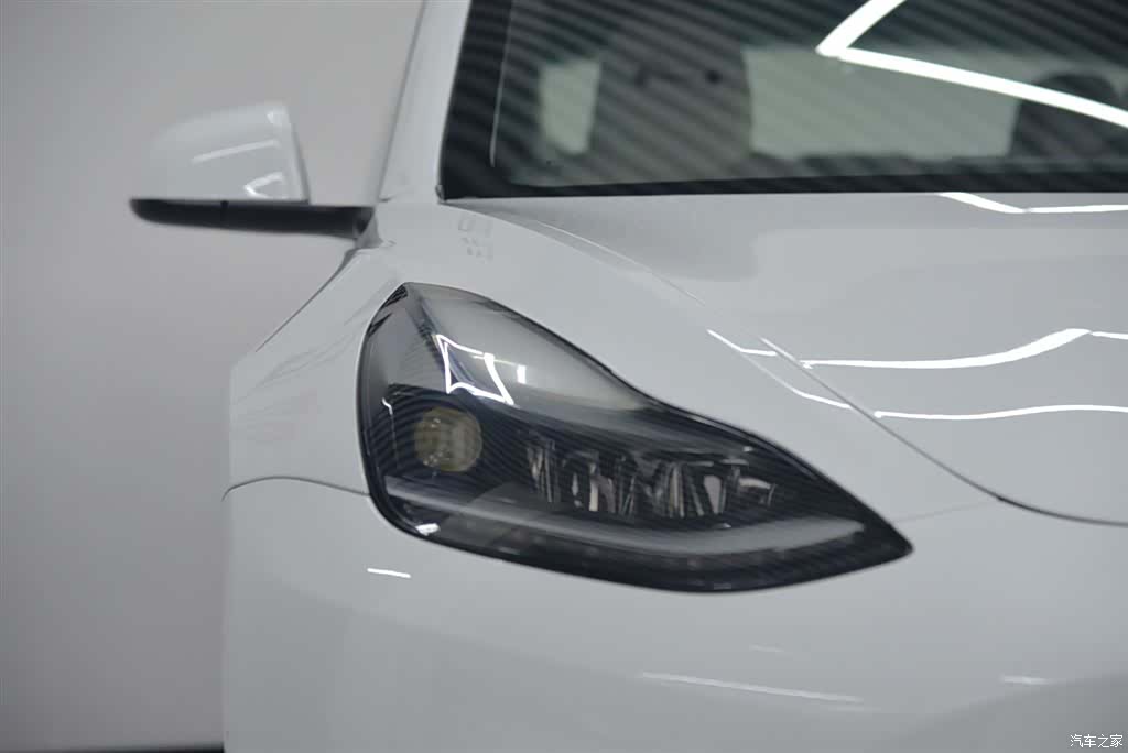 Tesla Model 3, 2021 4