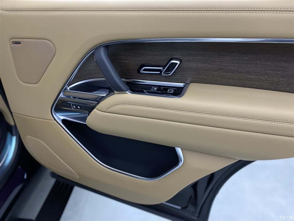 Land Rover Range Rover, 2024 23