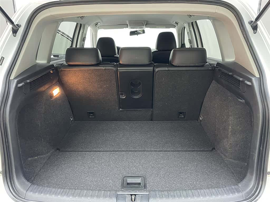 Volkswagen Tiguan, 2018 8