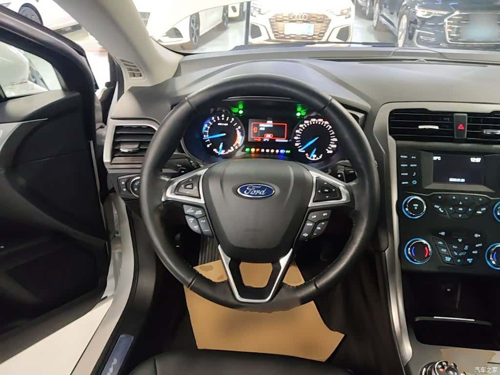 Ford Mondeo, 2019 11