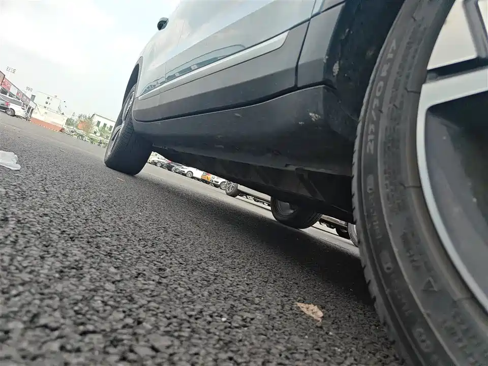 MG EZS pure electric