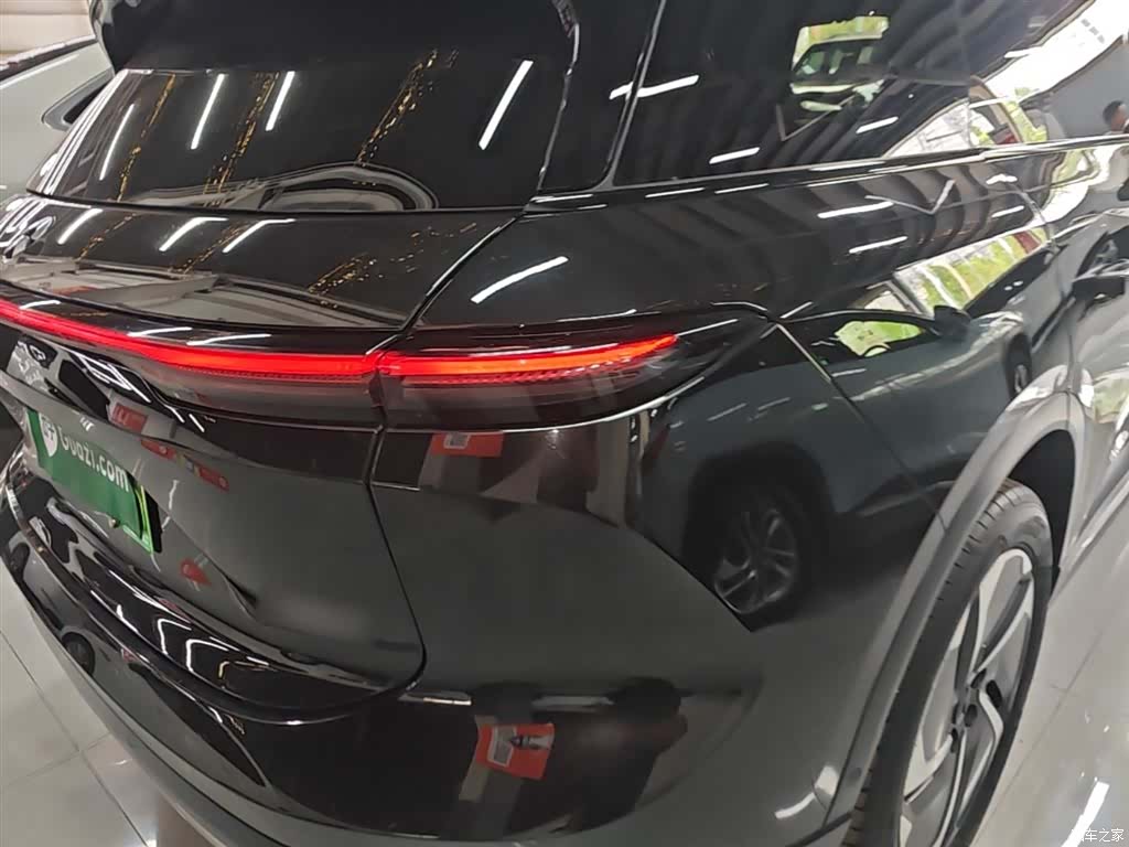 NIO ES6, 2024 8