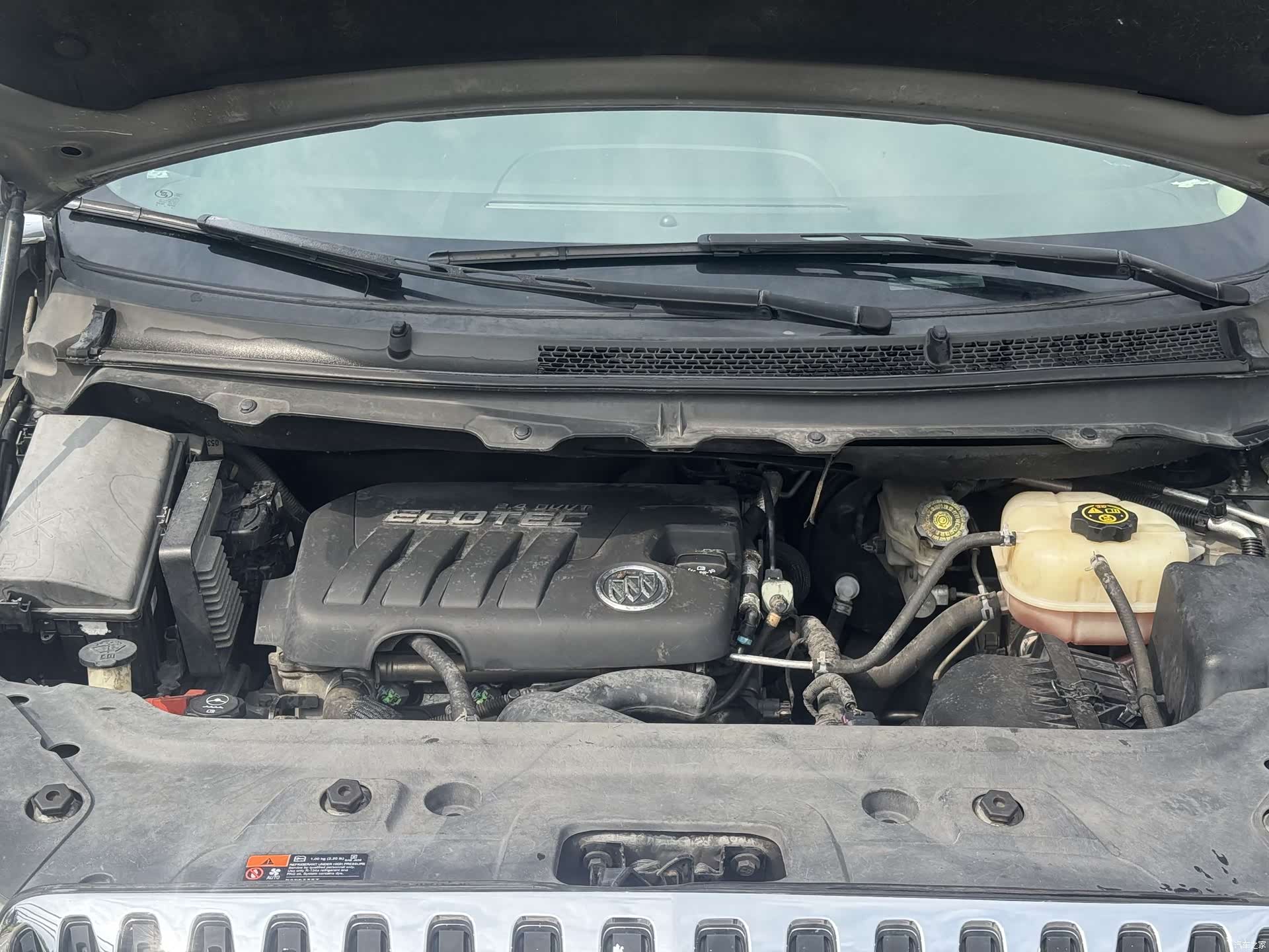 Buick GL8, 2011 10