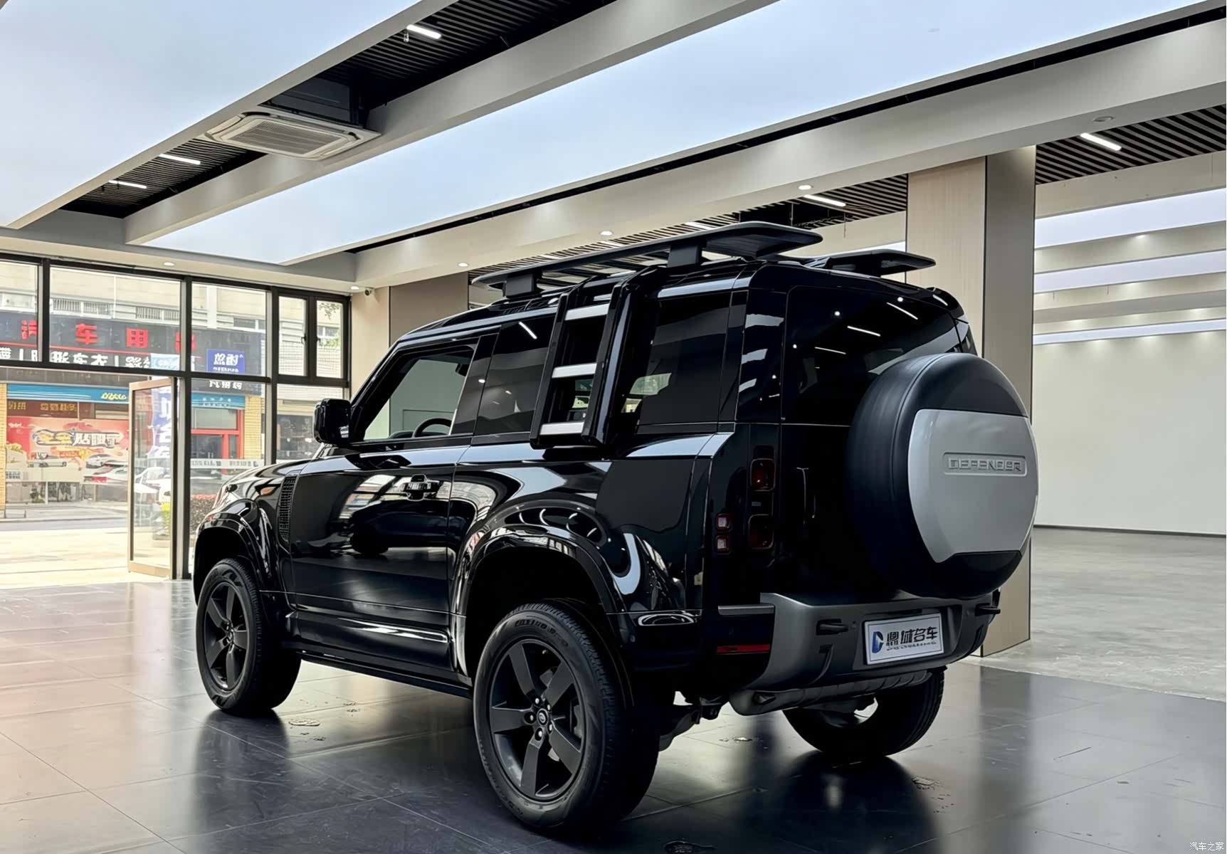 Land Rover Defender, 2022 13