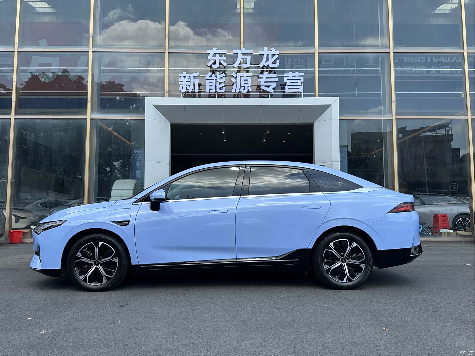 Xpeng P5, 2022 4