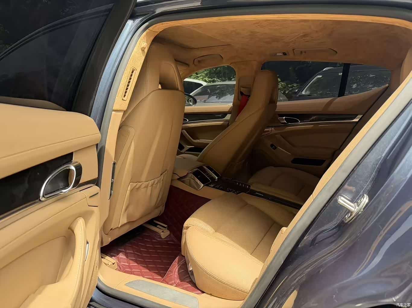 Porsche Panamera, 2012 8