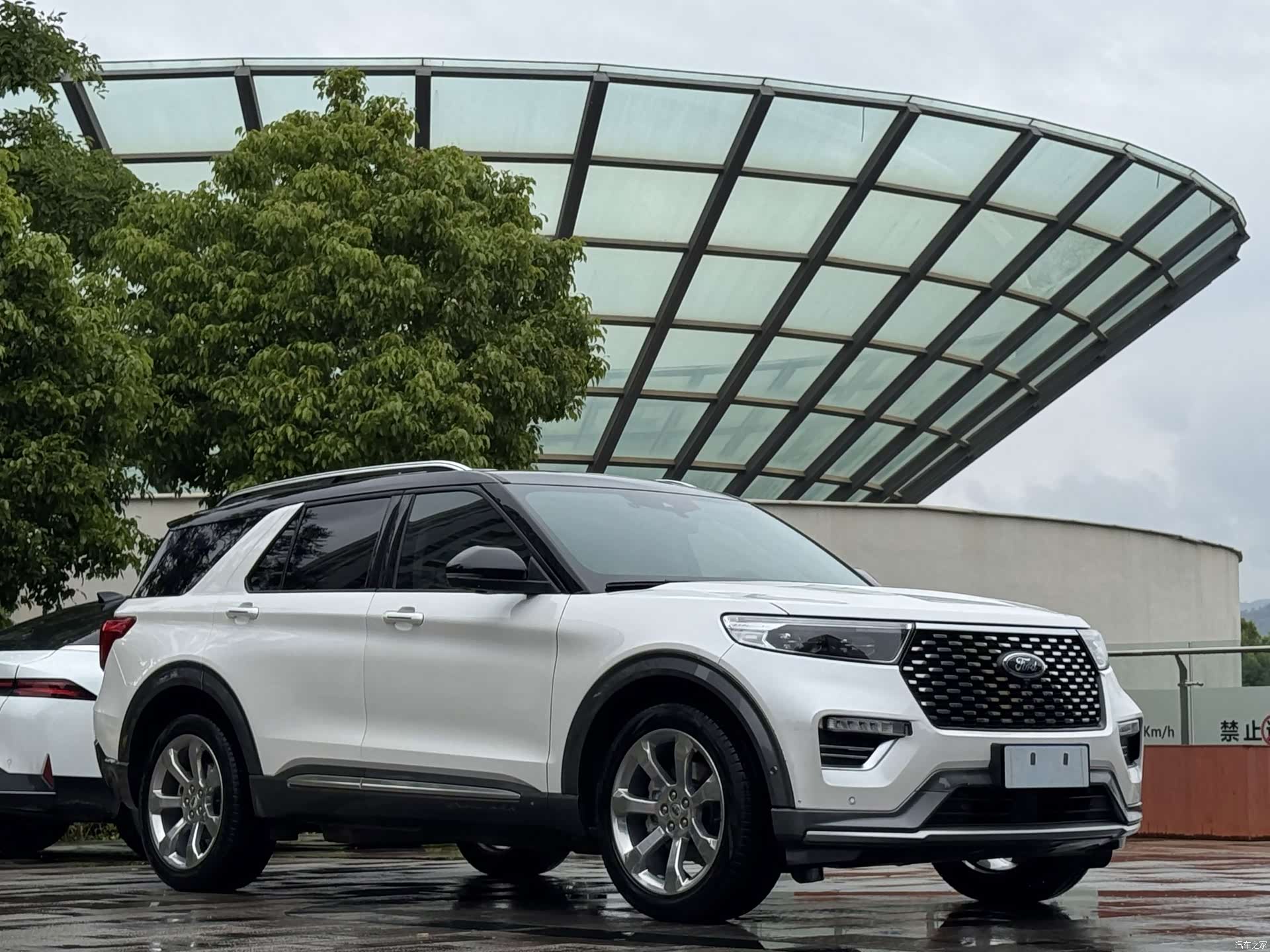 Ford Explorer, 2020 3