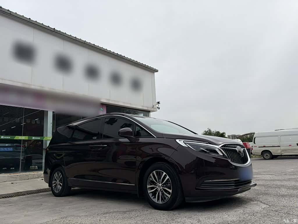 Buick GL8, 2018 все фото