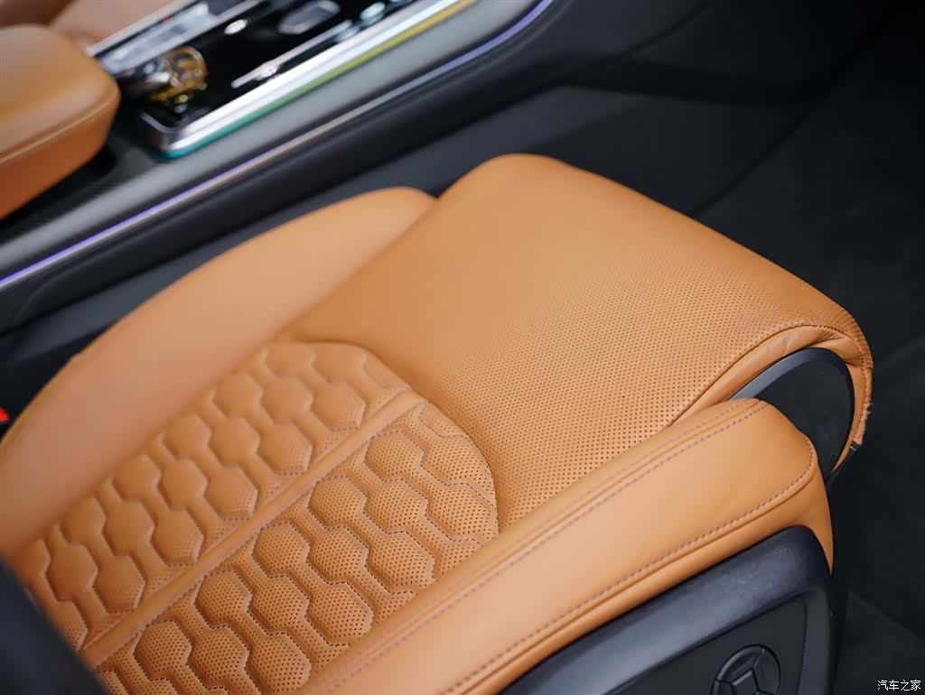 Audi Q8, 2021 46