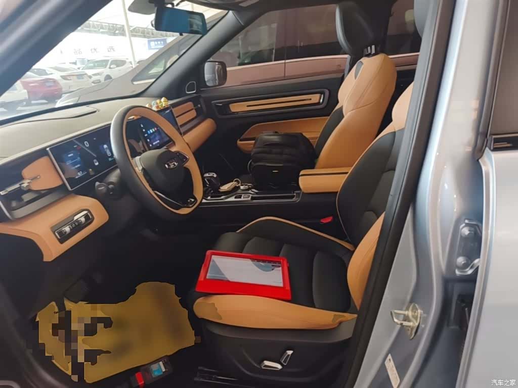 Geely Icon, 2023 15