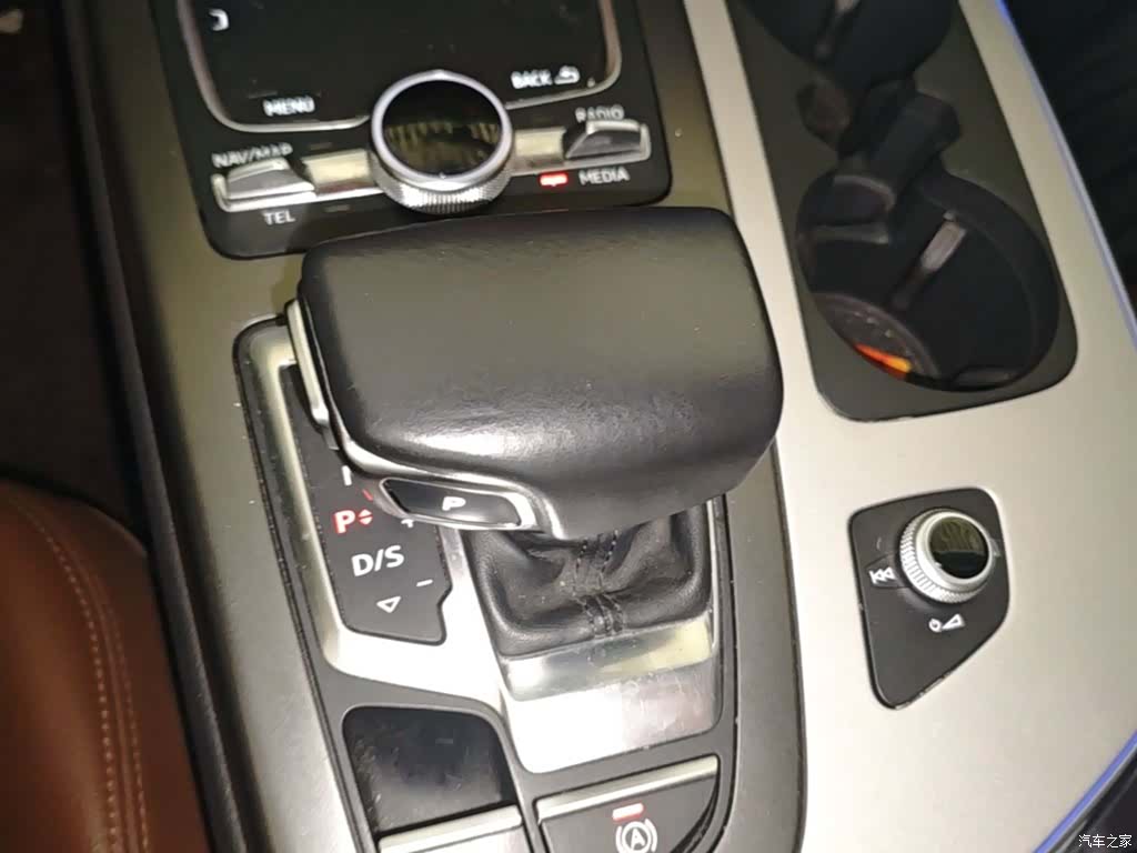 Audi Q7, 2018 14