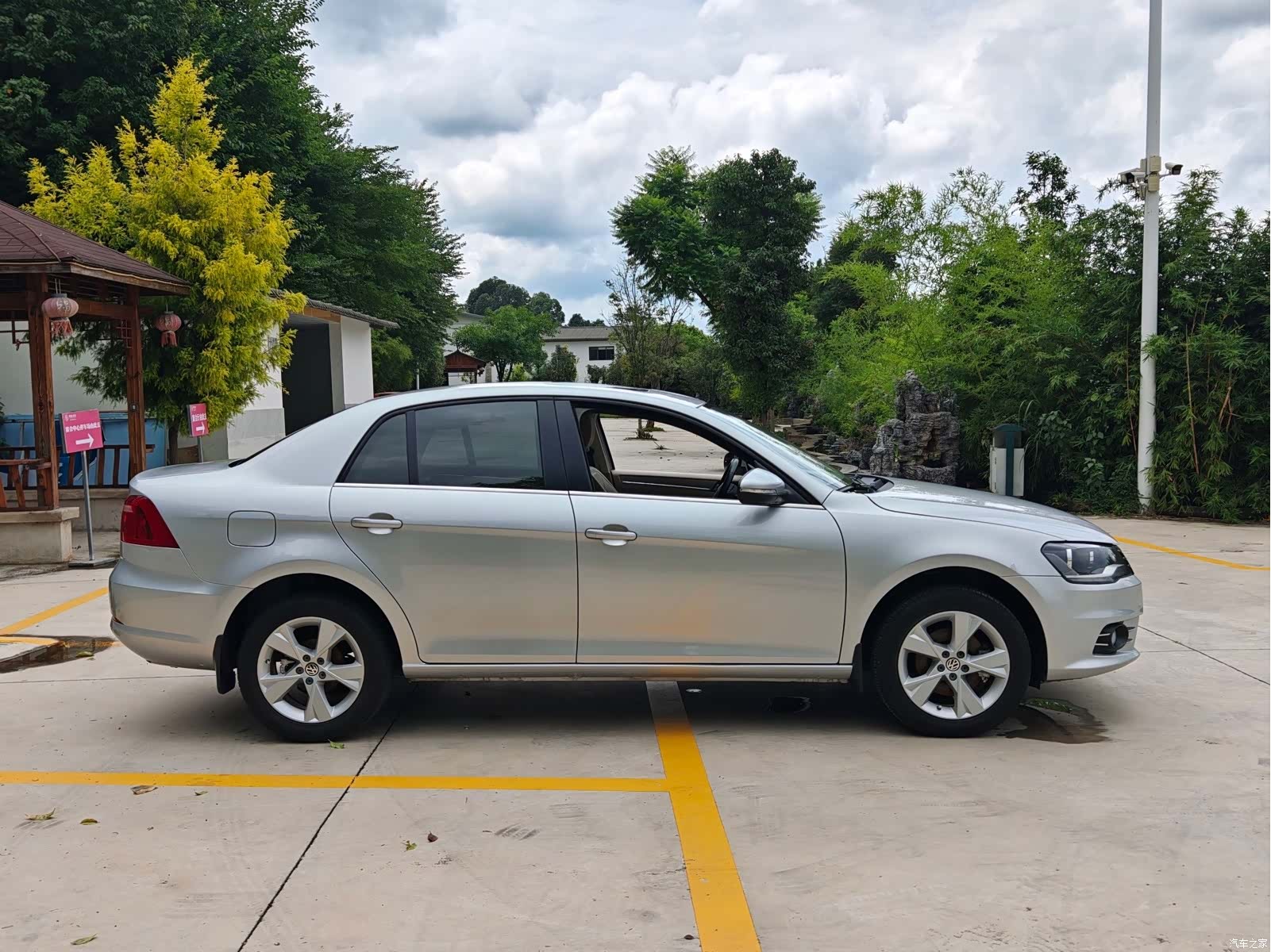 Volkswagen Bora, 2014 4